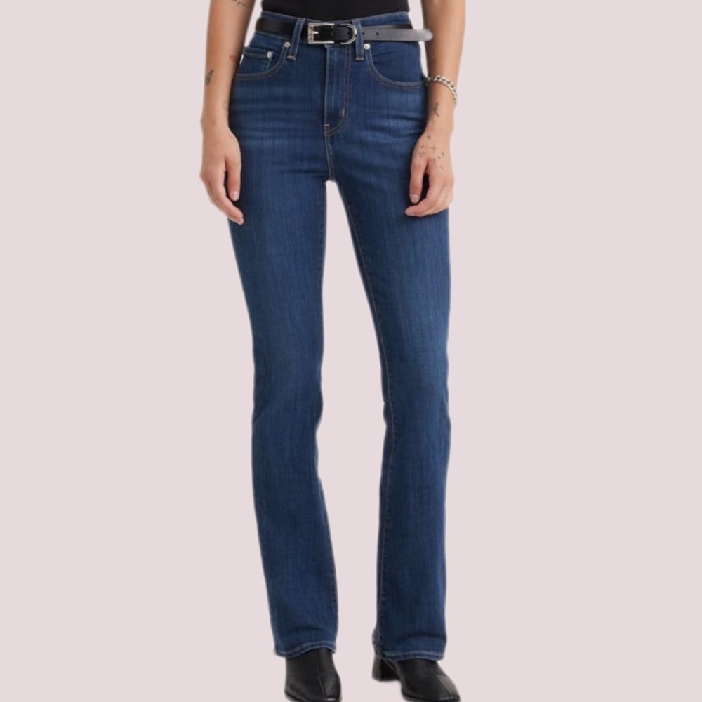 NWT Levi's‎ Women's 725 High Rise Bootcut Jeans